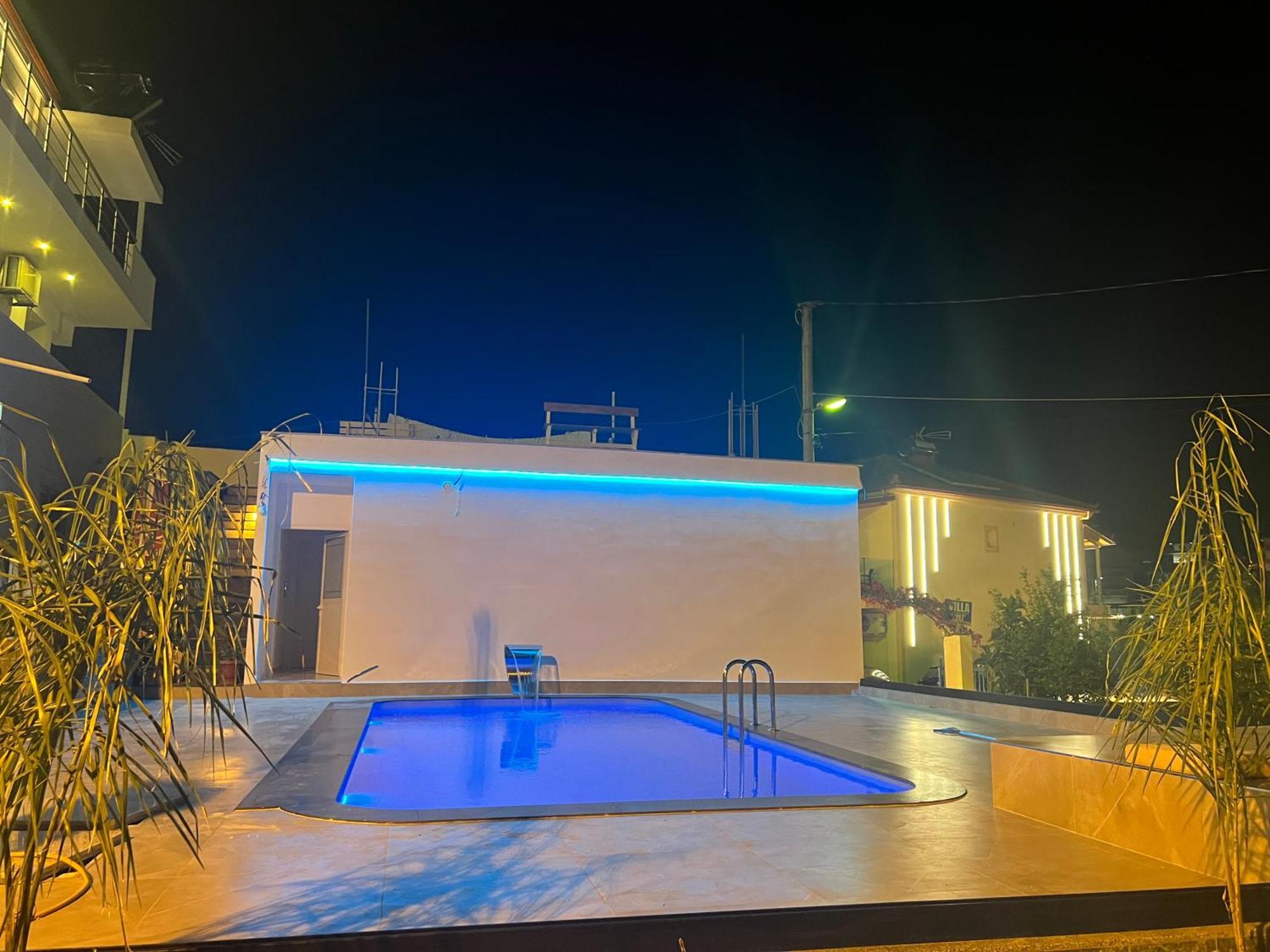 Villa Center คซามิล ภายนอก รูปภาพ