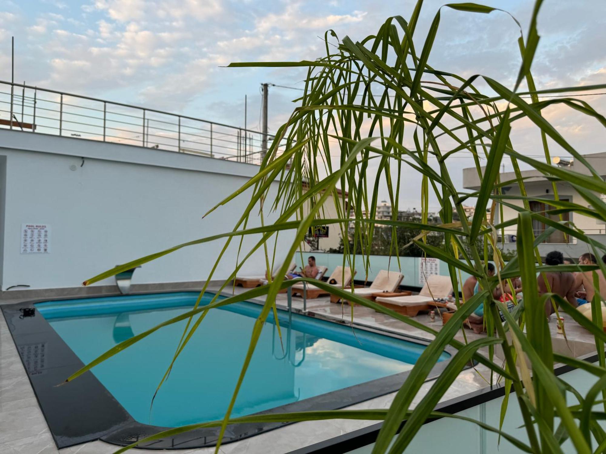 Villa Center คซามิล ภายนอก รูปภาพ
